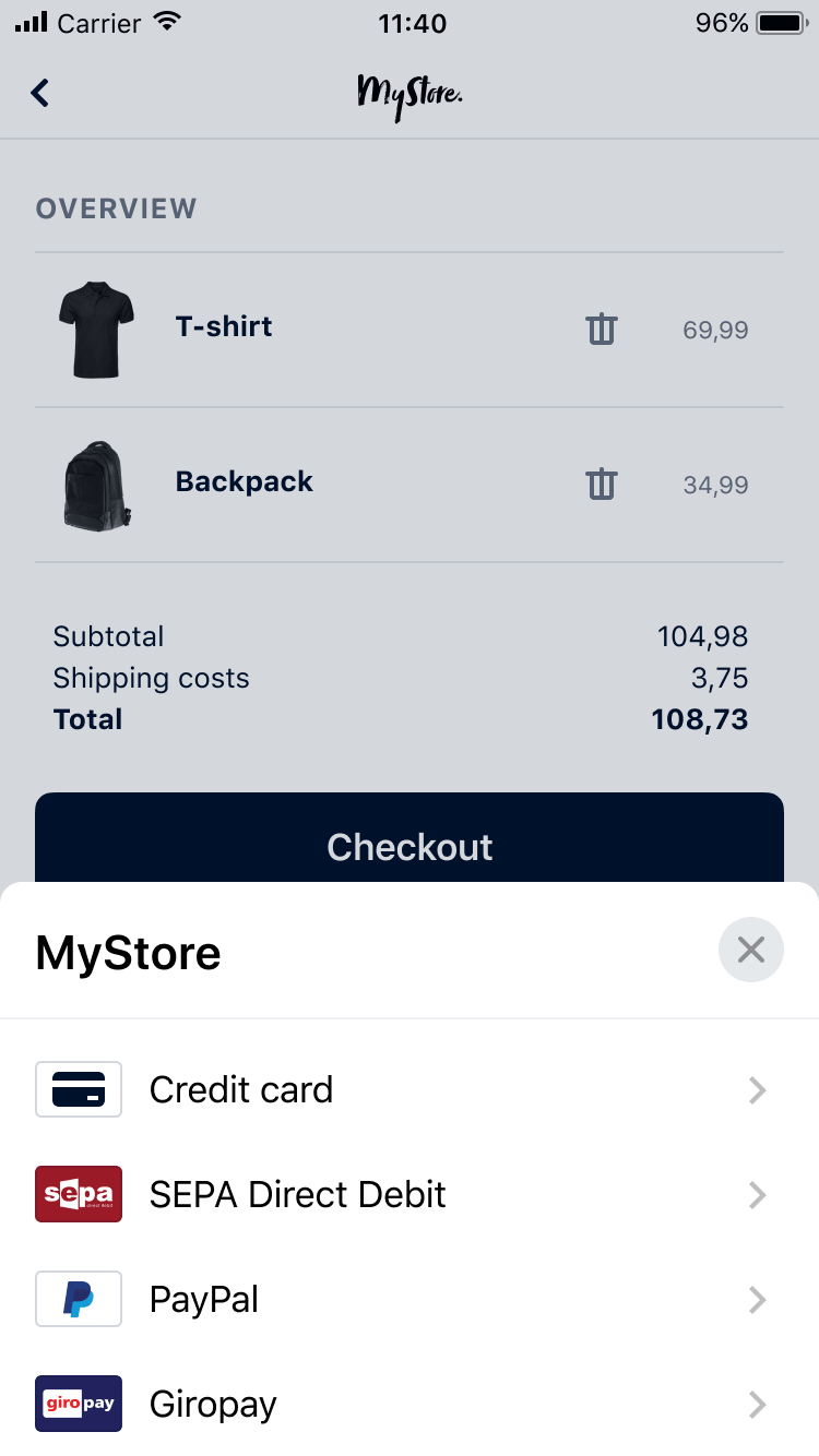 Bezahlbildschirm in einer mobilen App mit T-Shirt, Rucksack, Preisen und verschiedenen Zahlungsmethoden einschließlich Kreditkarte und PayPal